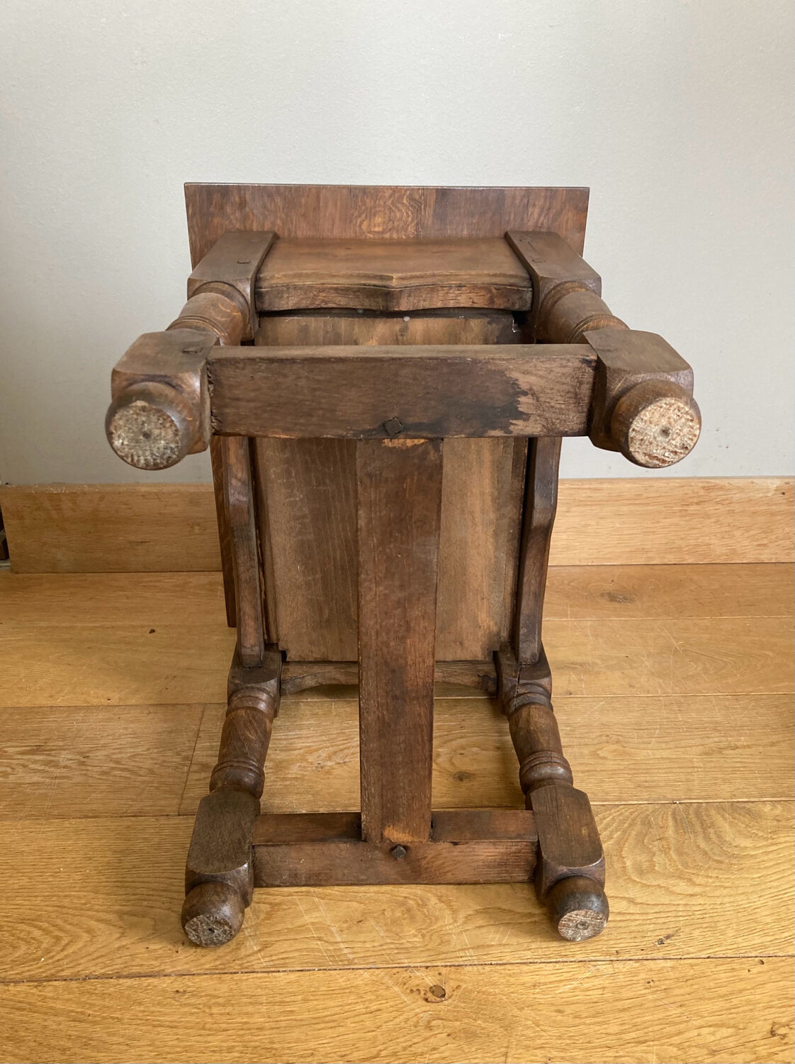 Chest bedside twentieth century solid oak pegged base spacer