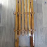 Vintage wooden sledge la hutte