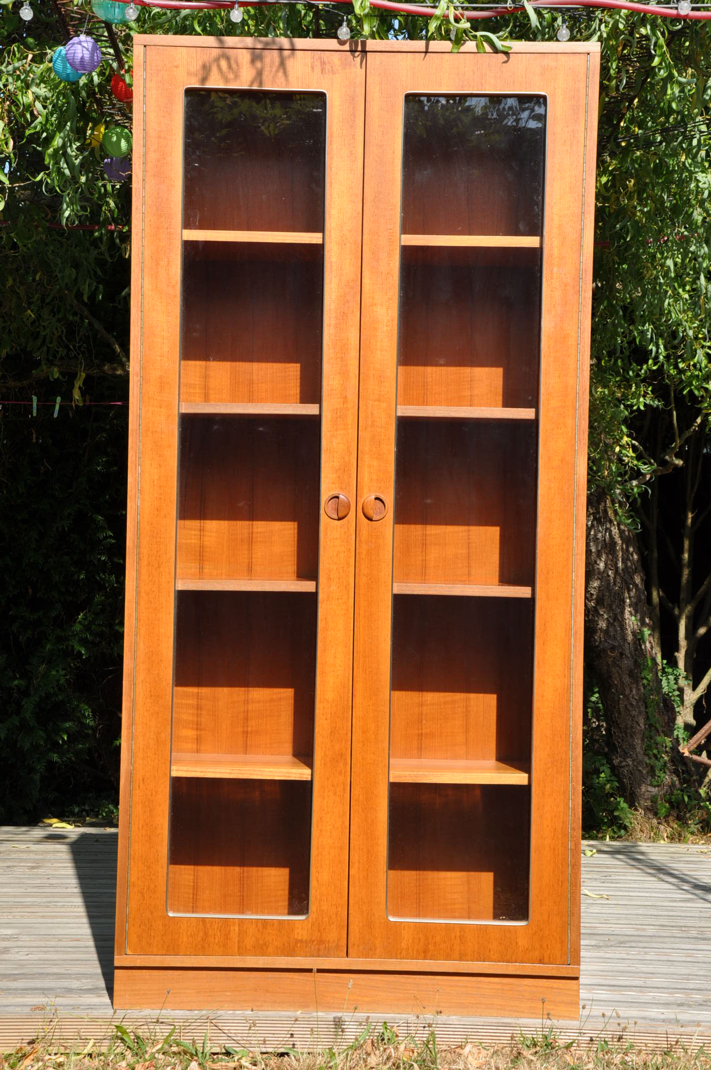 Scandinavian-style library