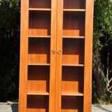 Scandinavian-style library