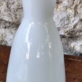 Vase en verre blanc