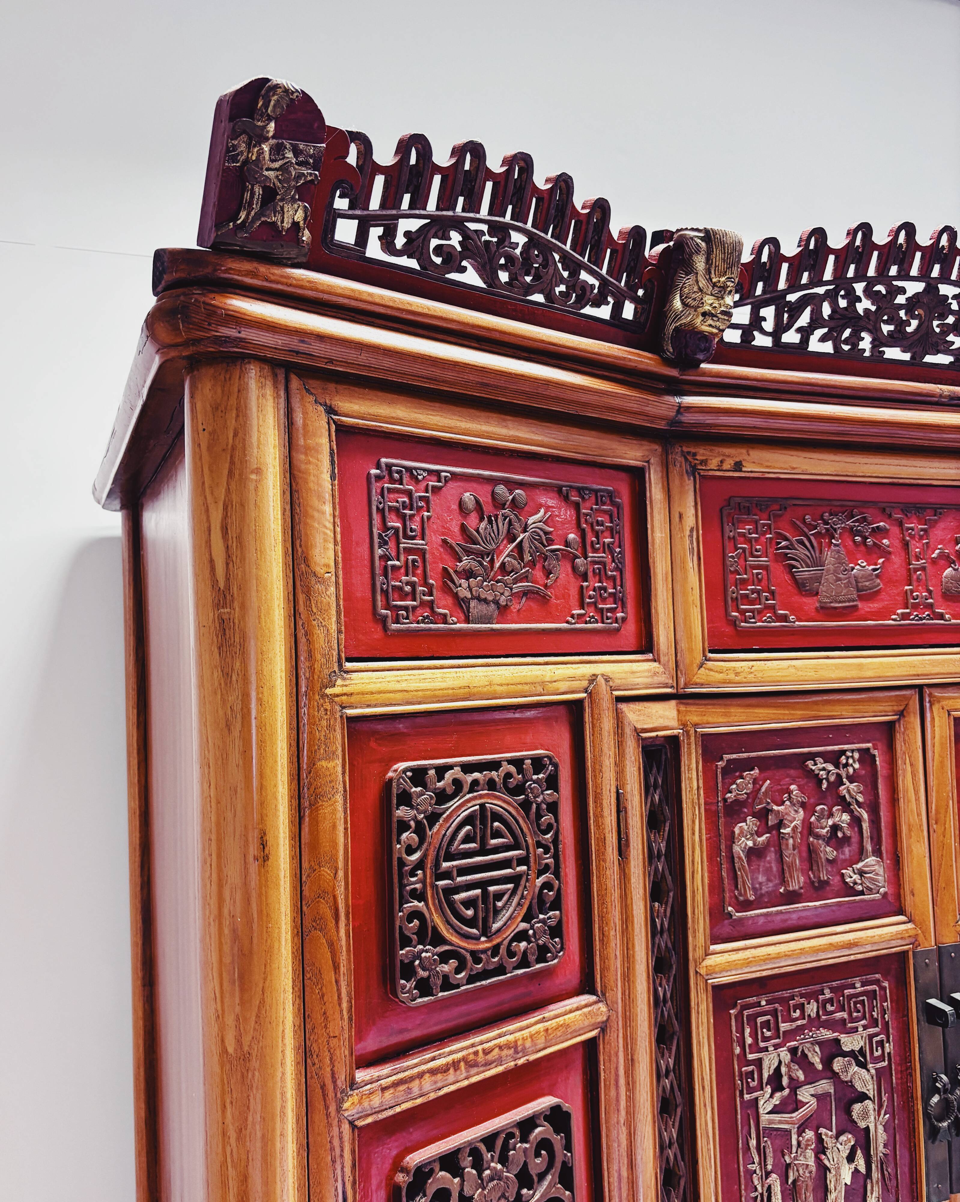 Cabinet de mariage chinois ancien