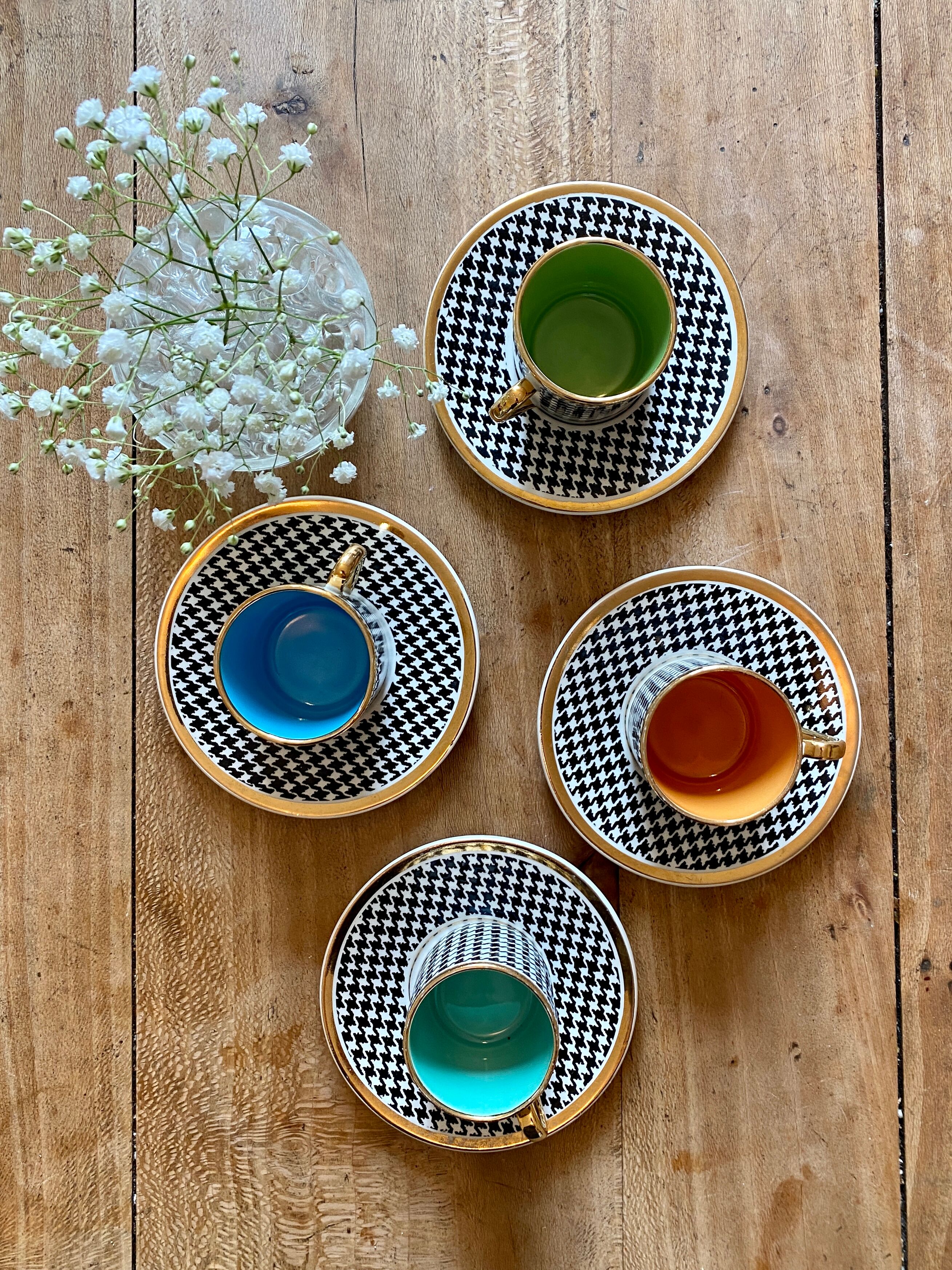 Set of 4 vintage cups Pralognan de Salins