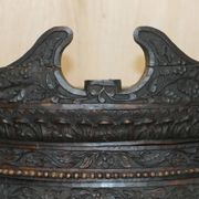 Buffet antique sculpté main style temple birman vers 1860