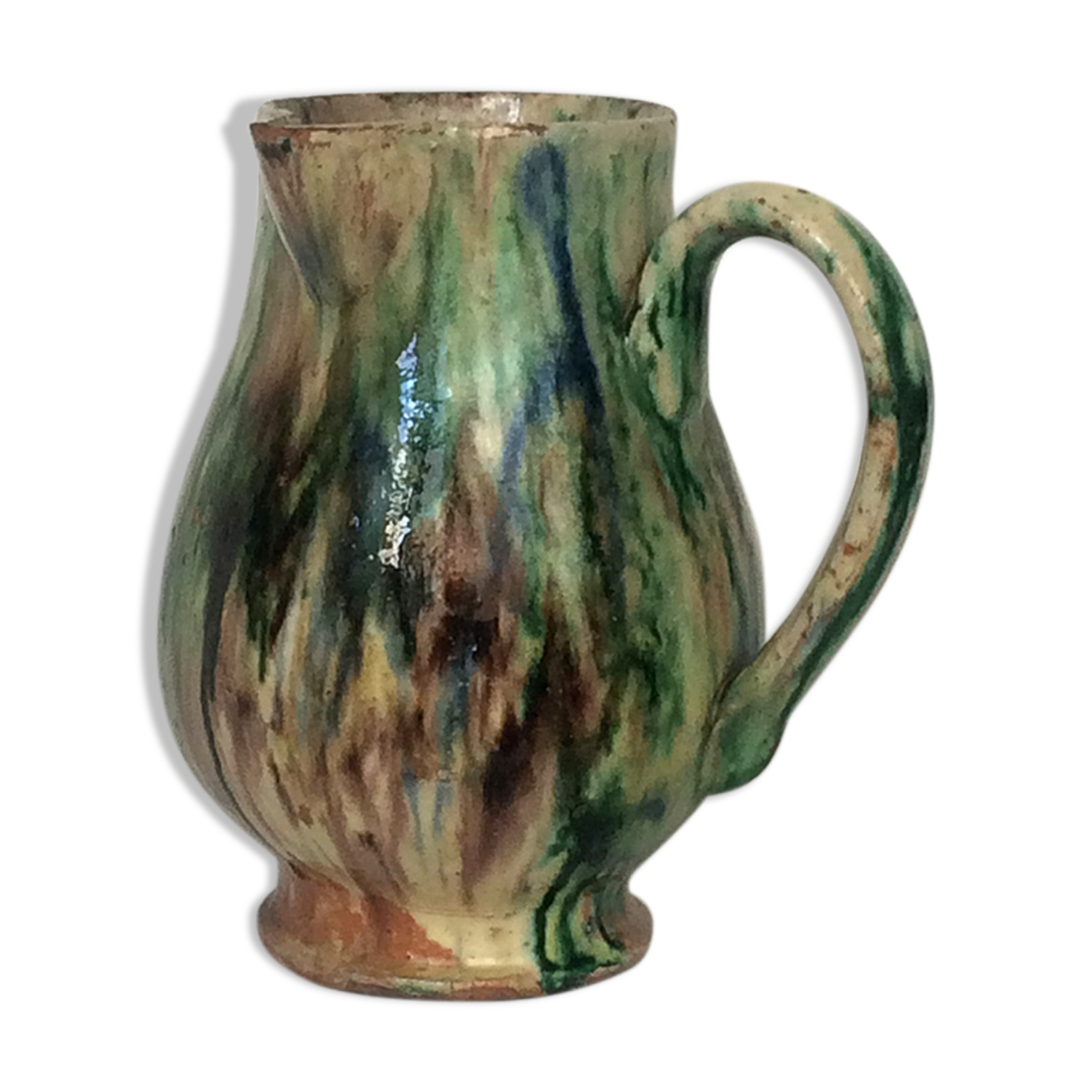 Glazed earth jug