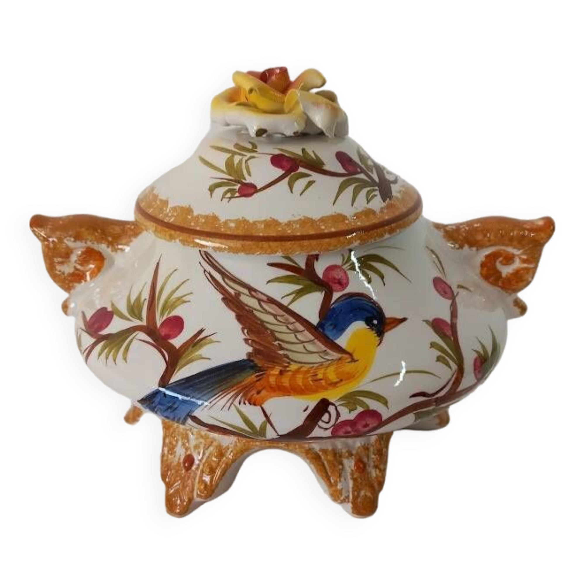 Bassano slip tureen