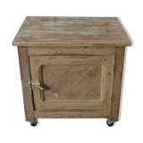 Skated pantry