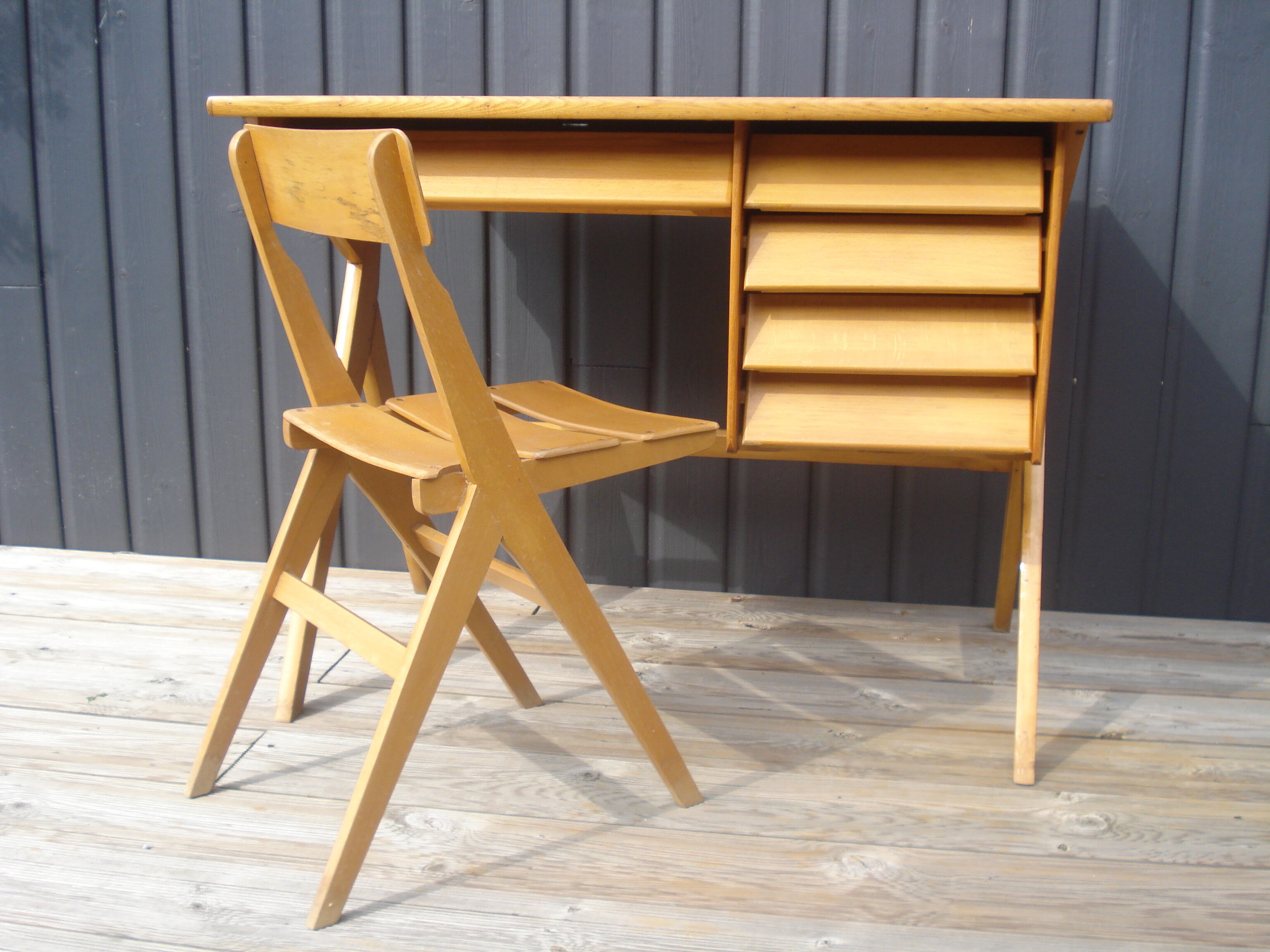 Small desk and Chair 60s