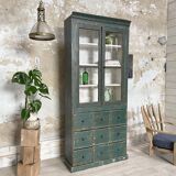 Furniture of trade showcase, around 1900.