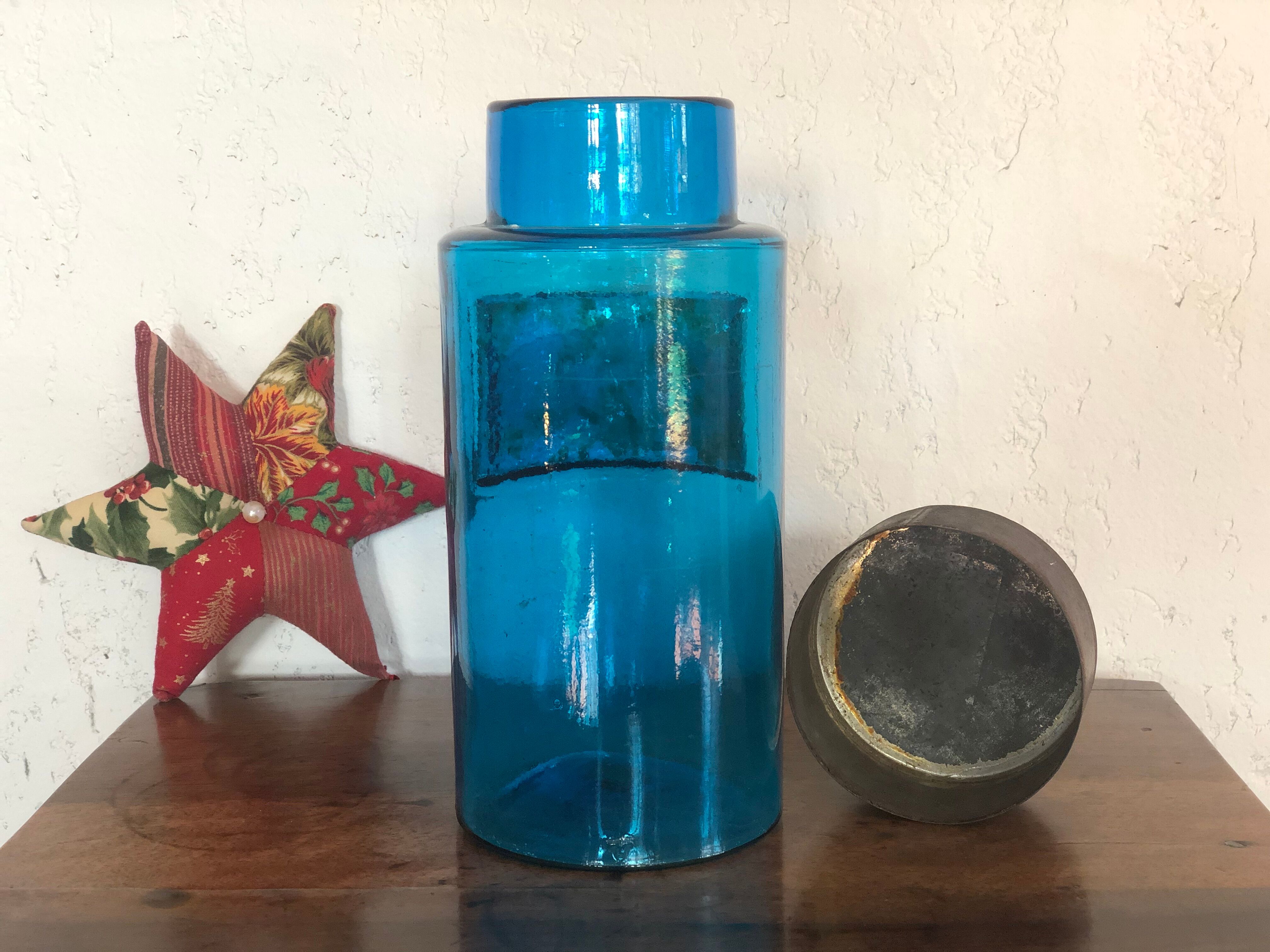 Napoleon lll pharmacy pot