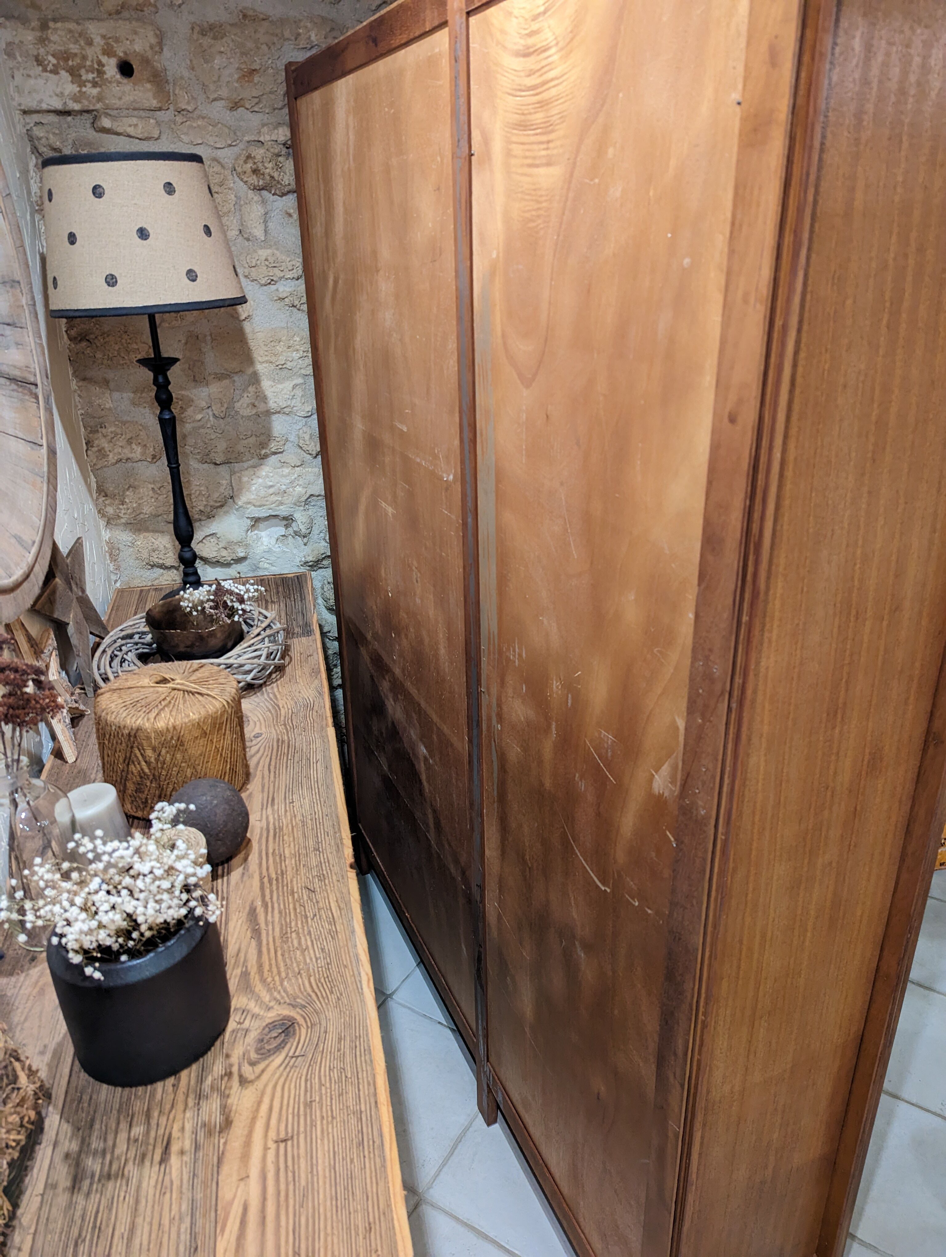 Library, secretary Émile Seigneur