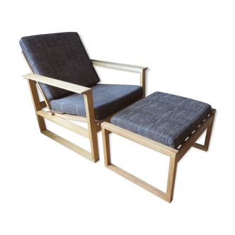 Armchair and ottoman in light oak by Borge Mogensen, Denmark 1965