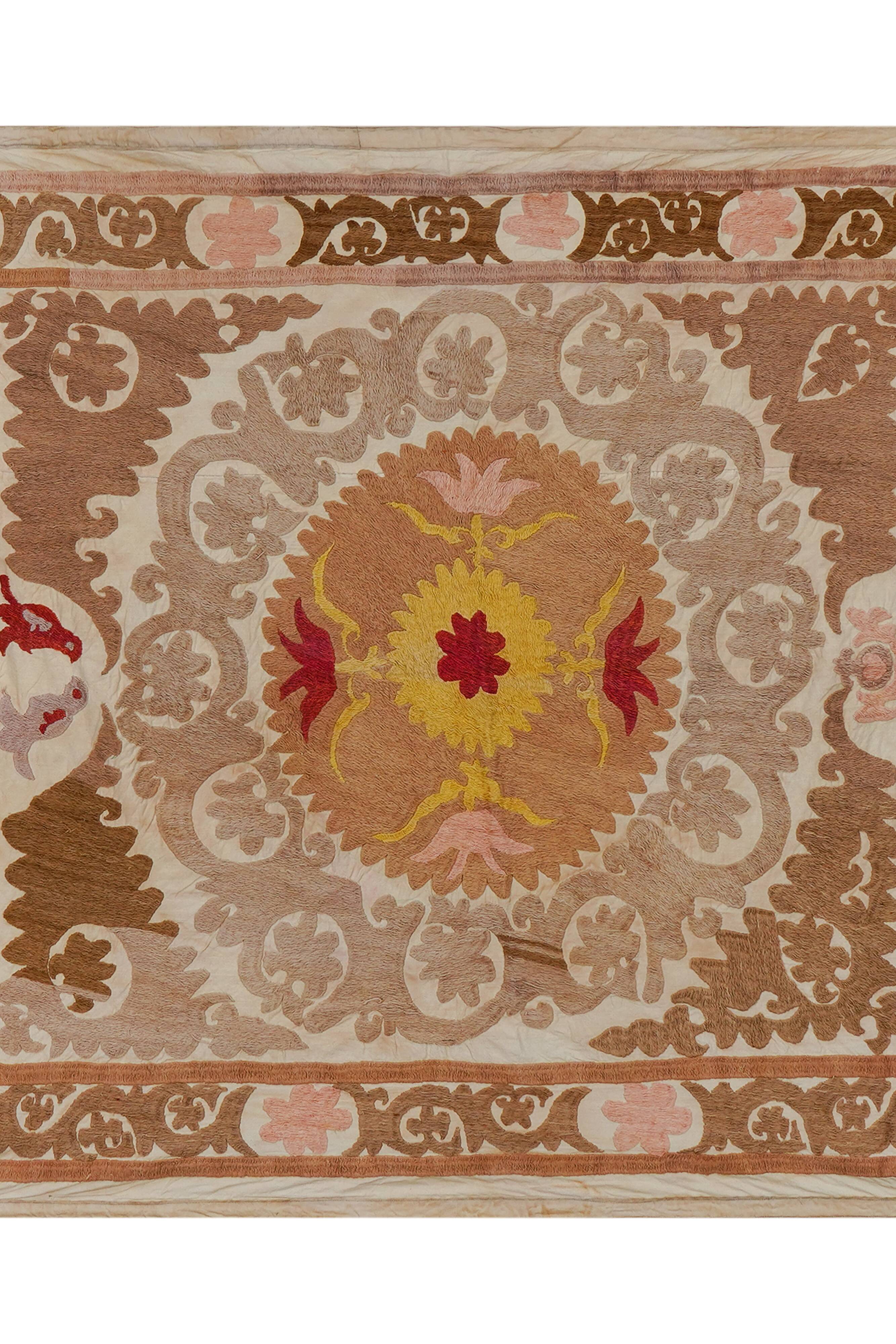 Vintage Turkish hand-knotted rug 114x122 cm