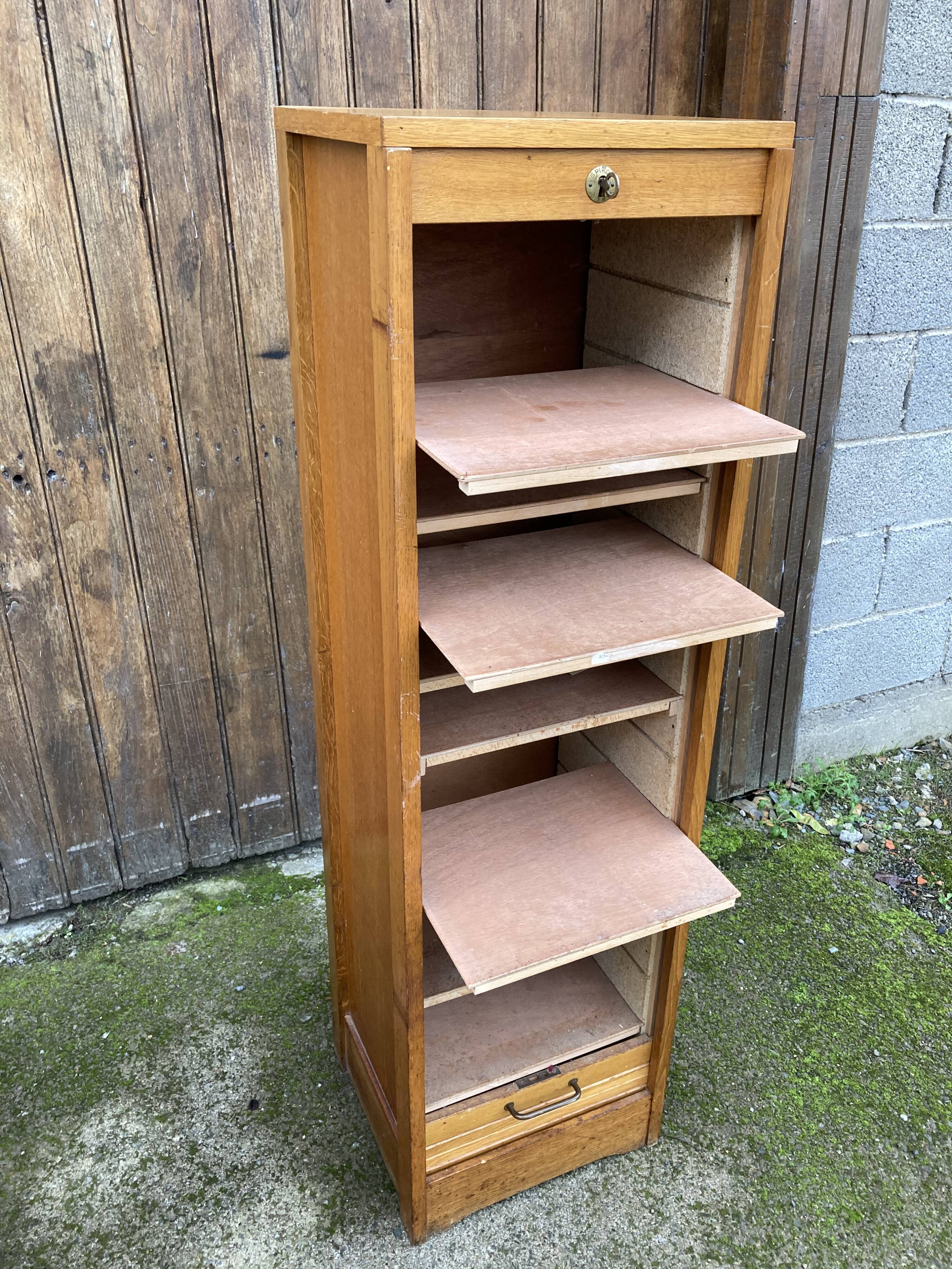 Vintage curtain binder