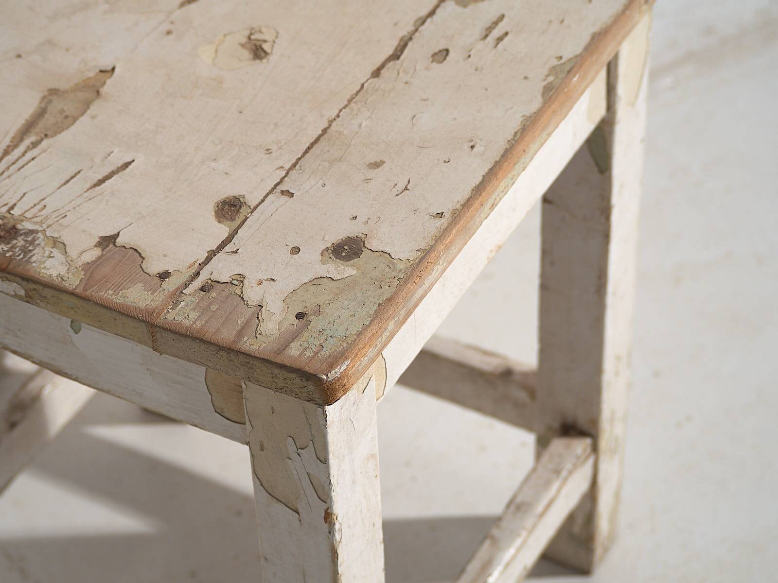 Antique white coffee tables (circa 1920). 2-piece set