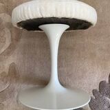 Tulip Stool KNOLL