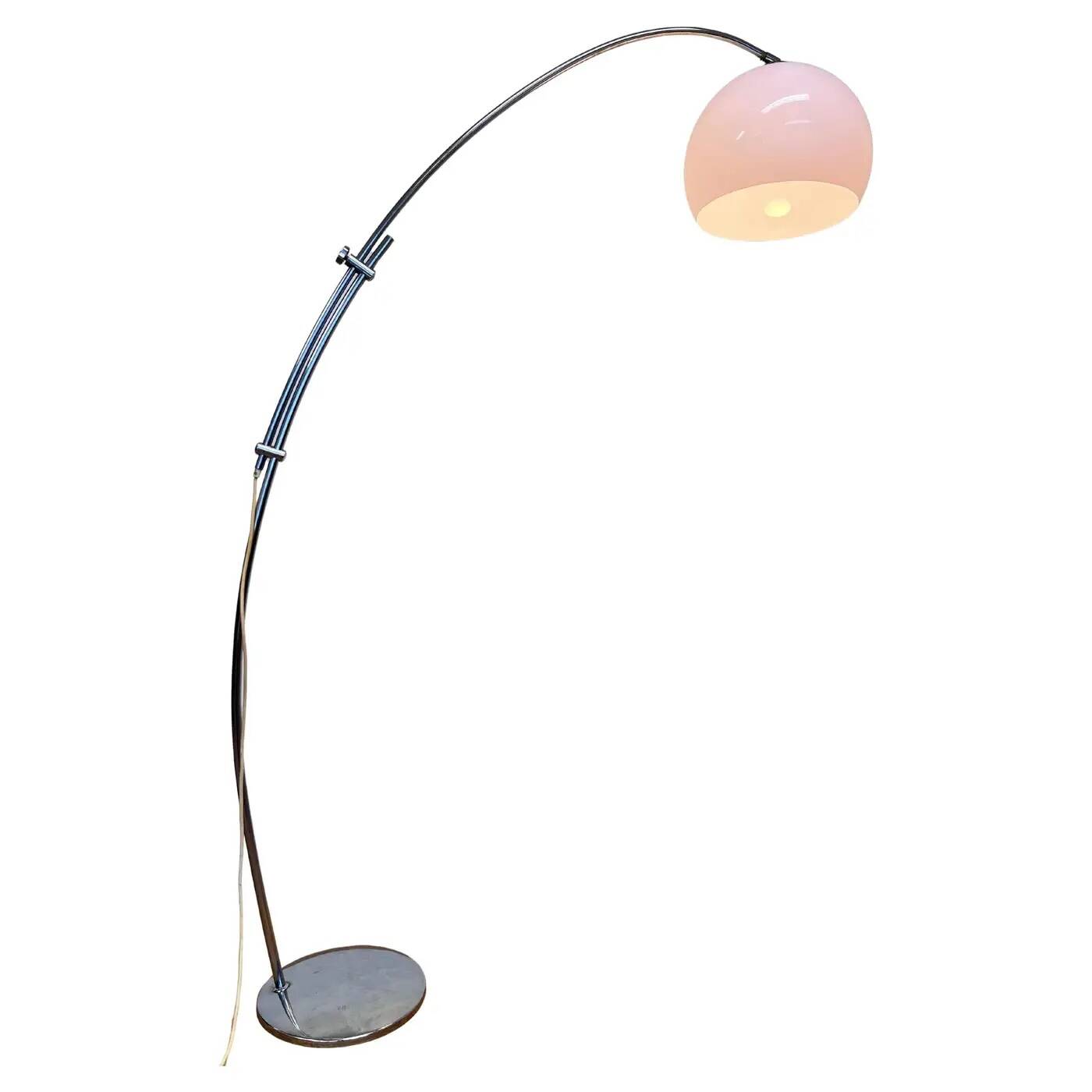 Design midcentury Harvey Guzzini style adjustable floor arc lamp, around 1970