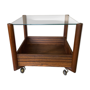 Table basse à roulettes