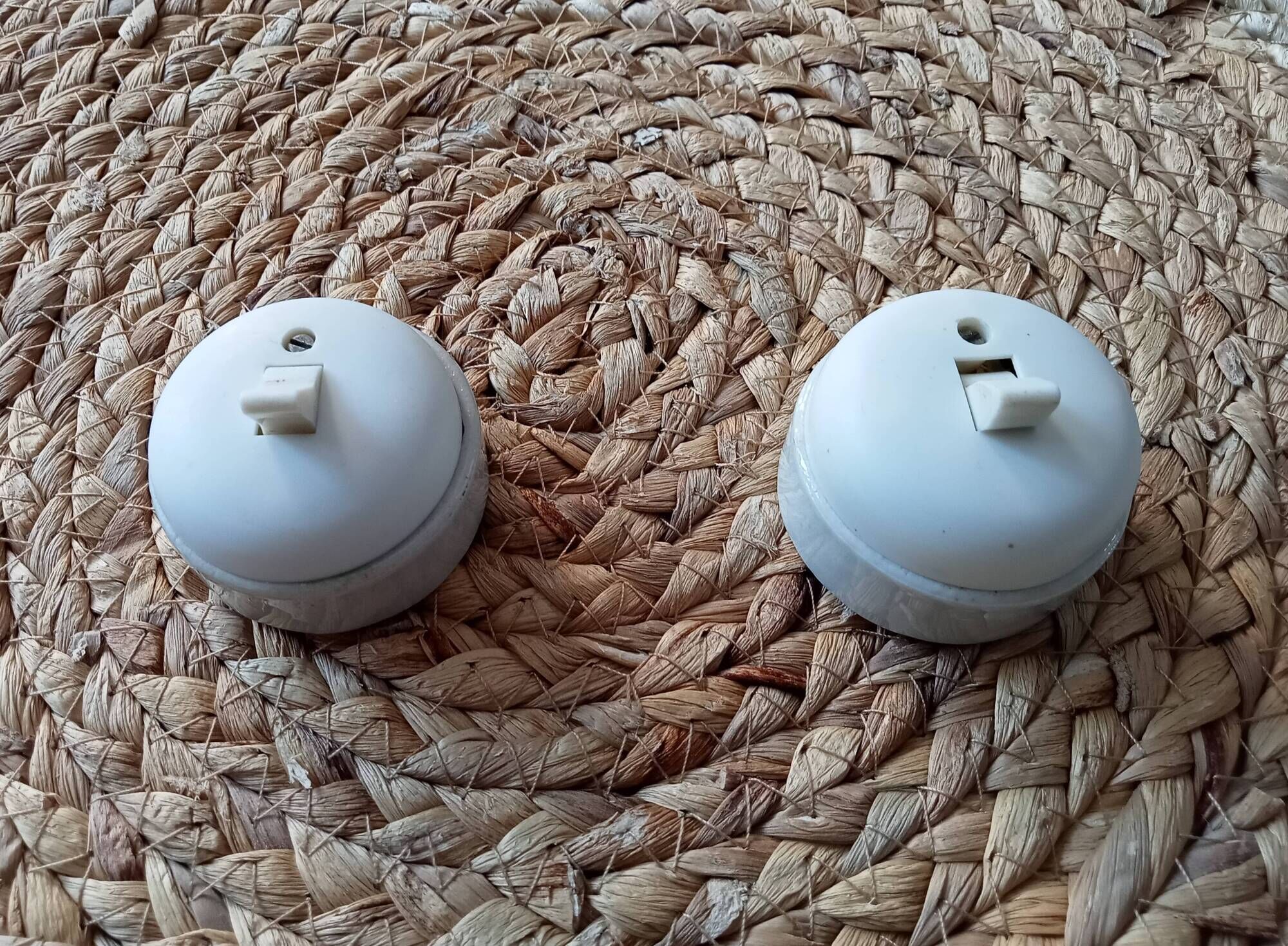 Set of 2 old two-way switches, porcelain and plastic, 50s/60s