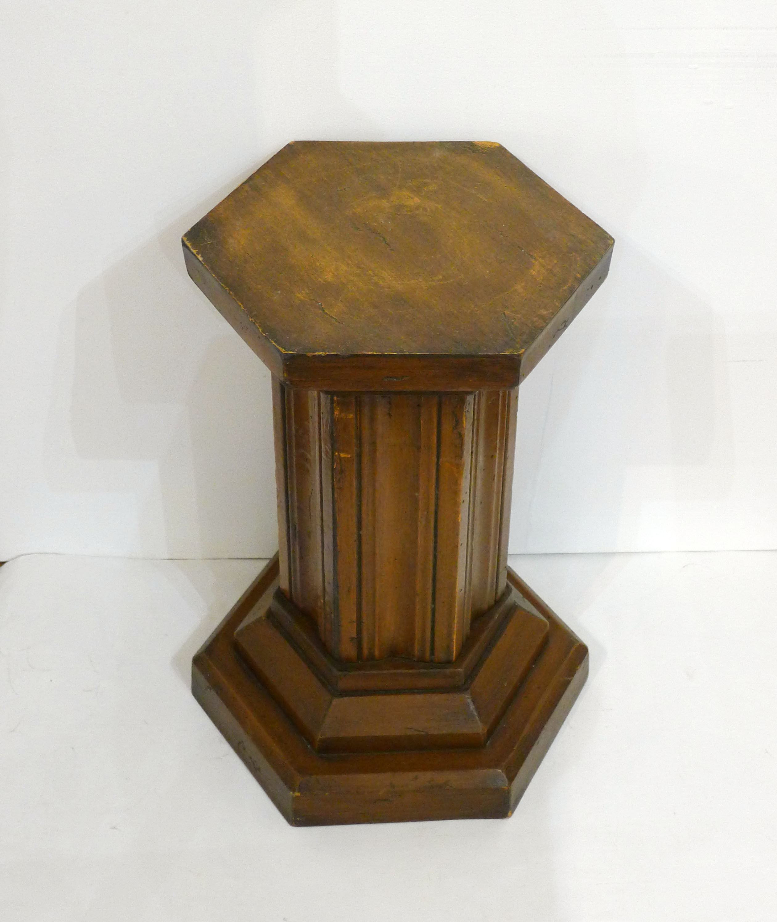 Column harness plant holder