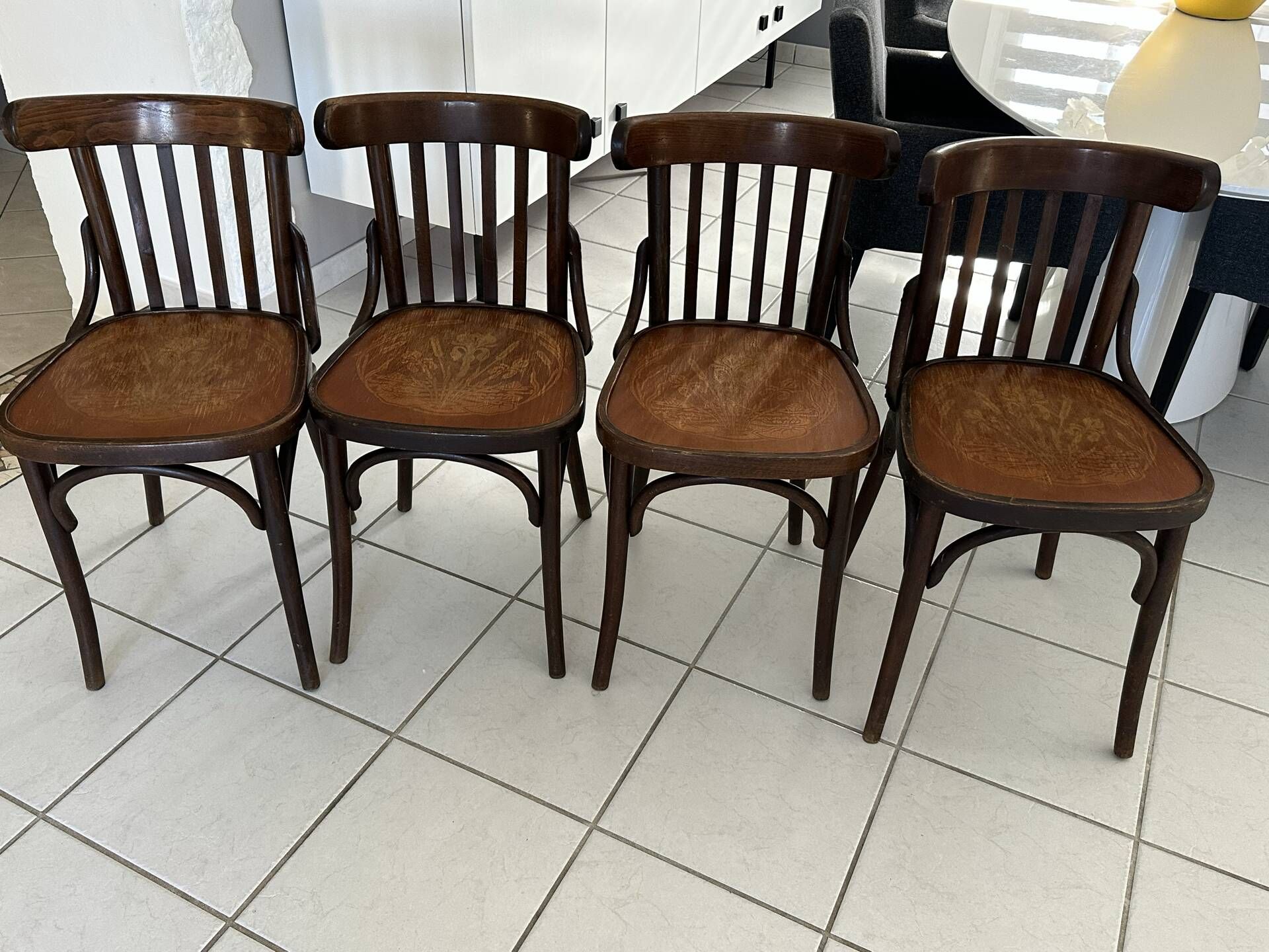 Set of 4 vintage bistro chairs from the 1960s.
