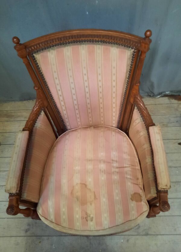 Bergere de style Louis XVI 8