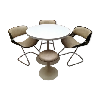 Set of one table, 3 chairs and 1 stool 70