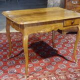 Table en merisier XVIIIème siècle Louis XV à deux tiroirs