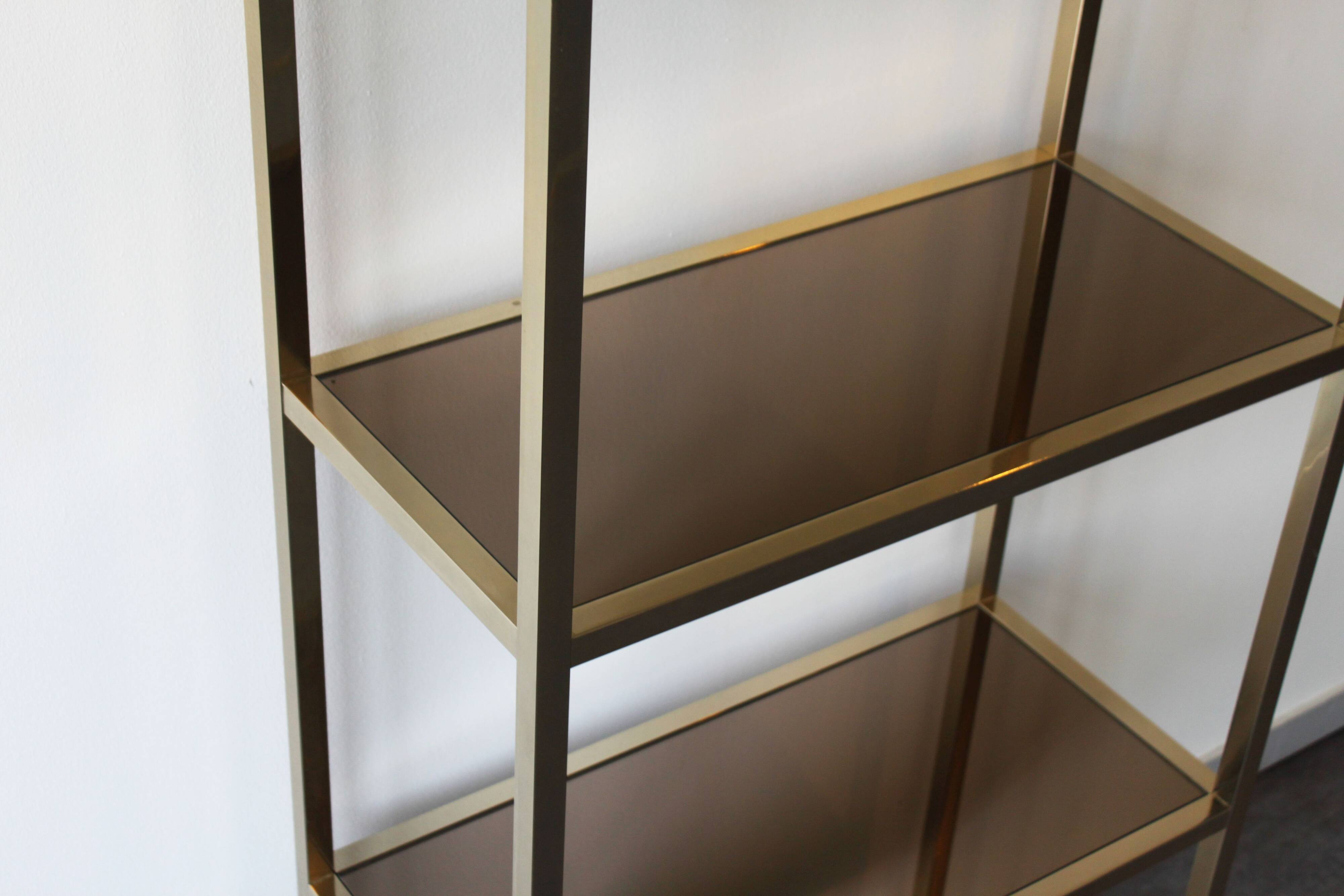 Smoked and mirrored glass shelf, Hollywood Regency style, 70s.