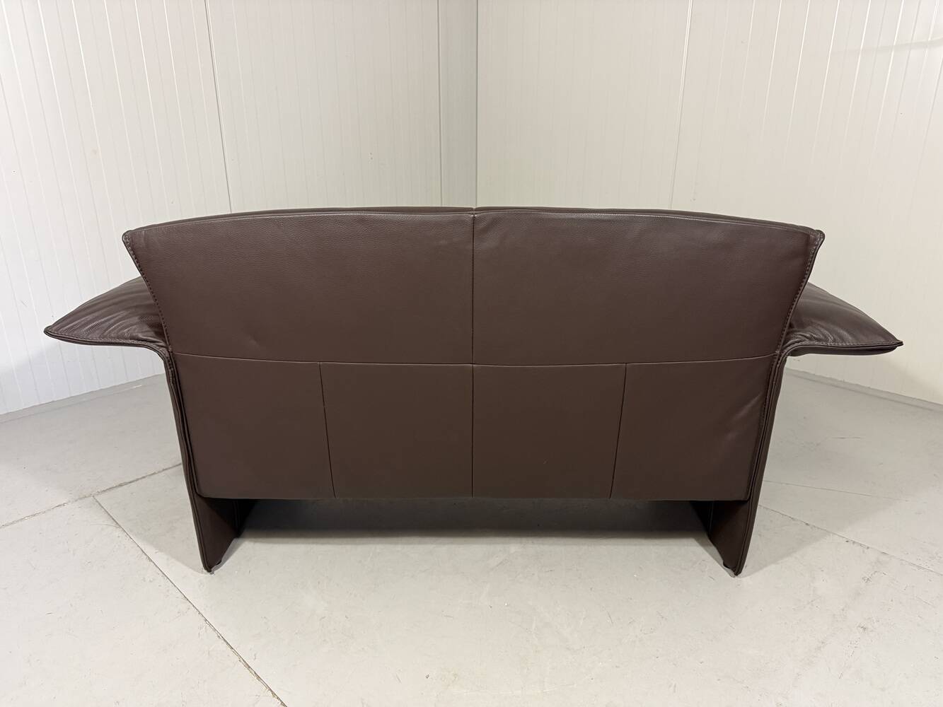 Christophe Giraud brown leather sofa Indy, Jori Belgium 1990’s