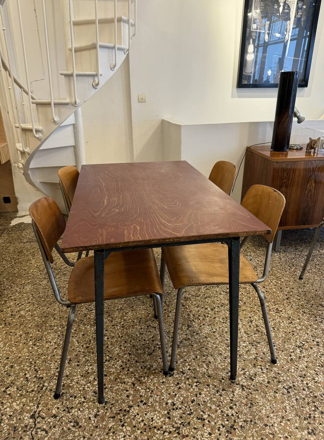 KRAMER FRISO TABLE