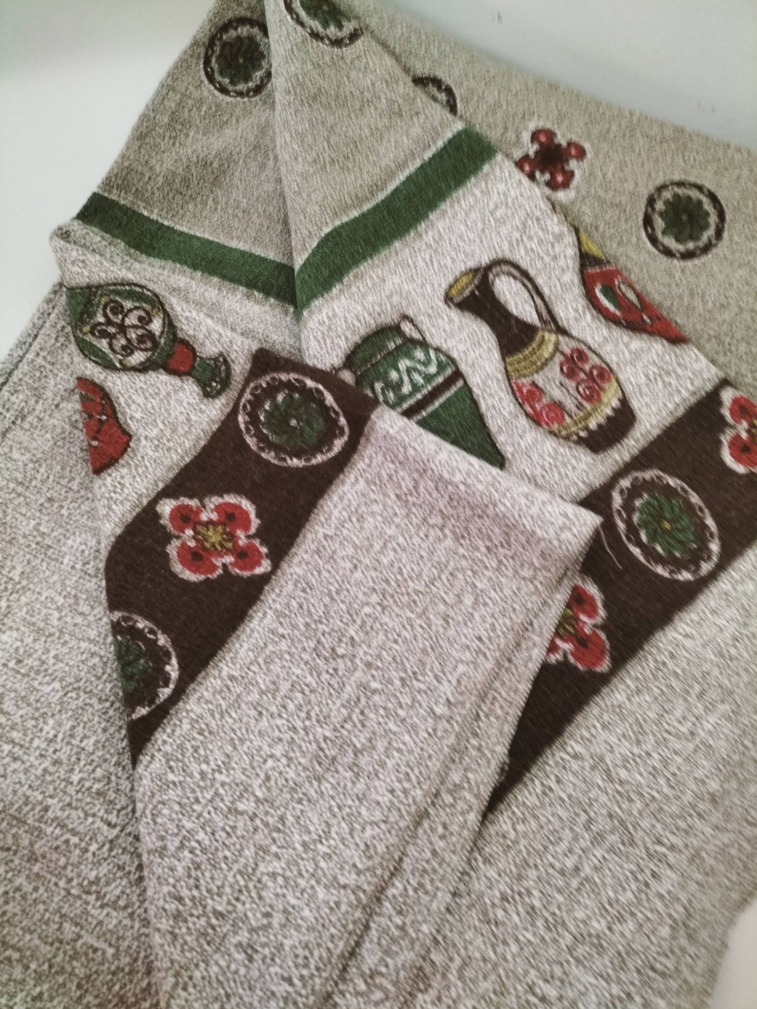 Vintage tablecloth with stylized pottery design, 1960s-70s