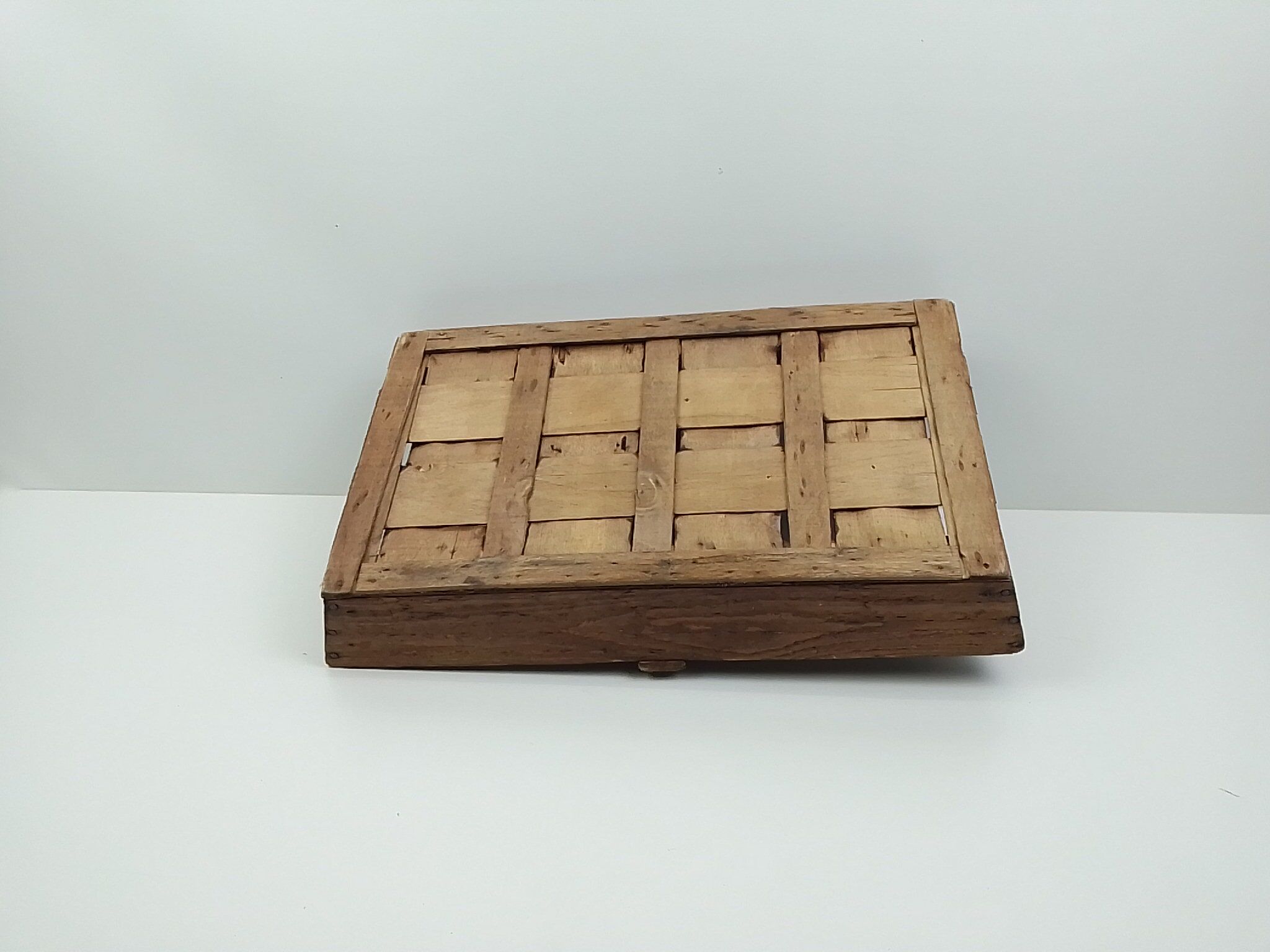 Rectangular wooden basket and crate