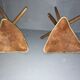 Paires de tabourets tripode en cuir