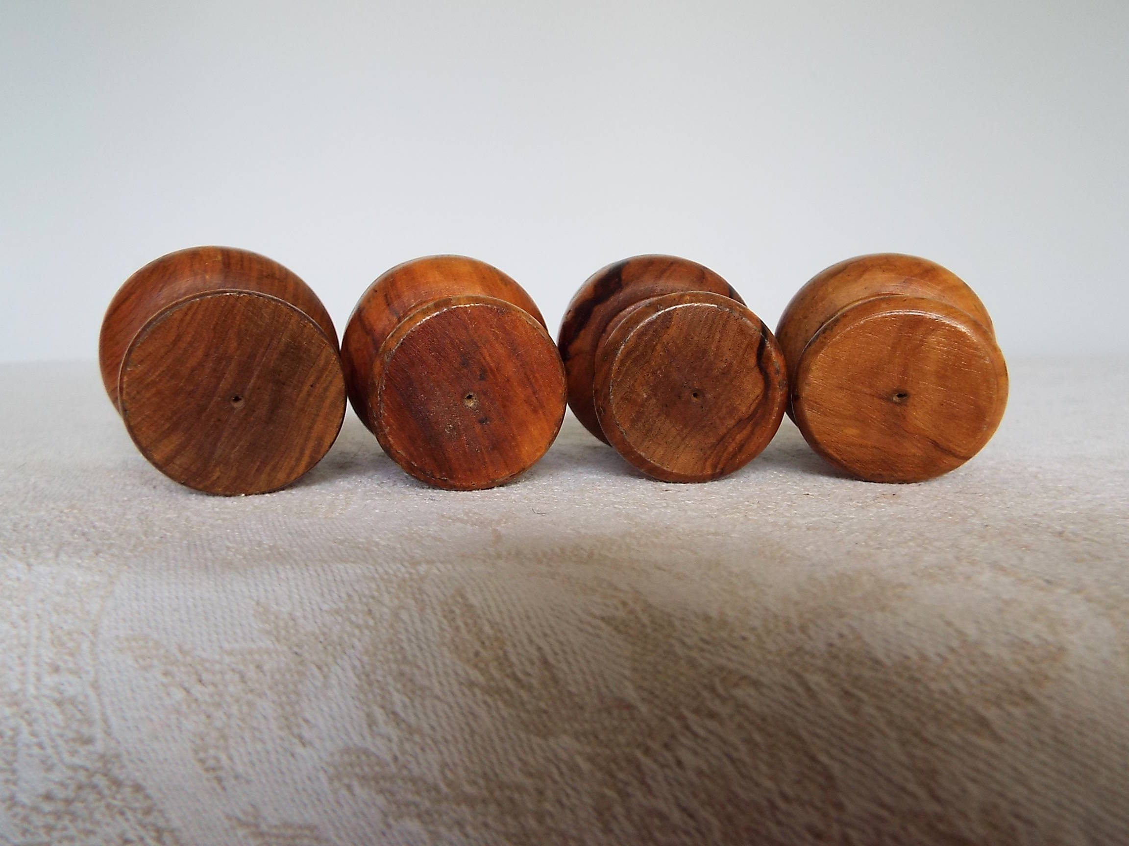 4 wooden cockroaches