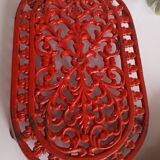 Cast iron trivet