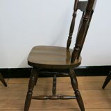 Ensemble de quatre chaises bistrot à barreaux