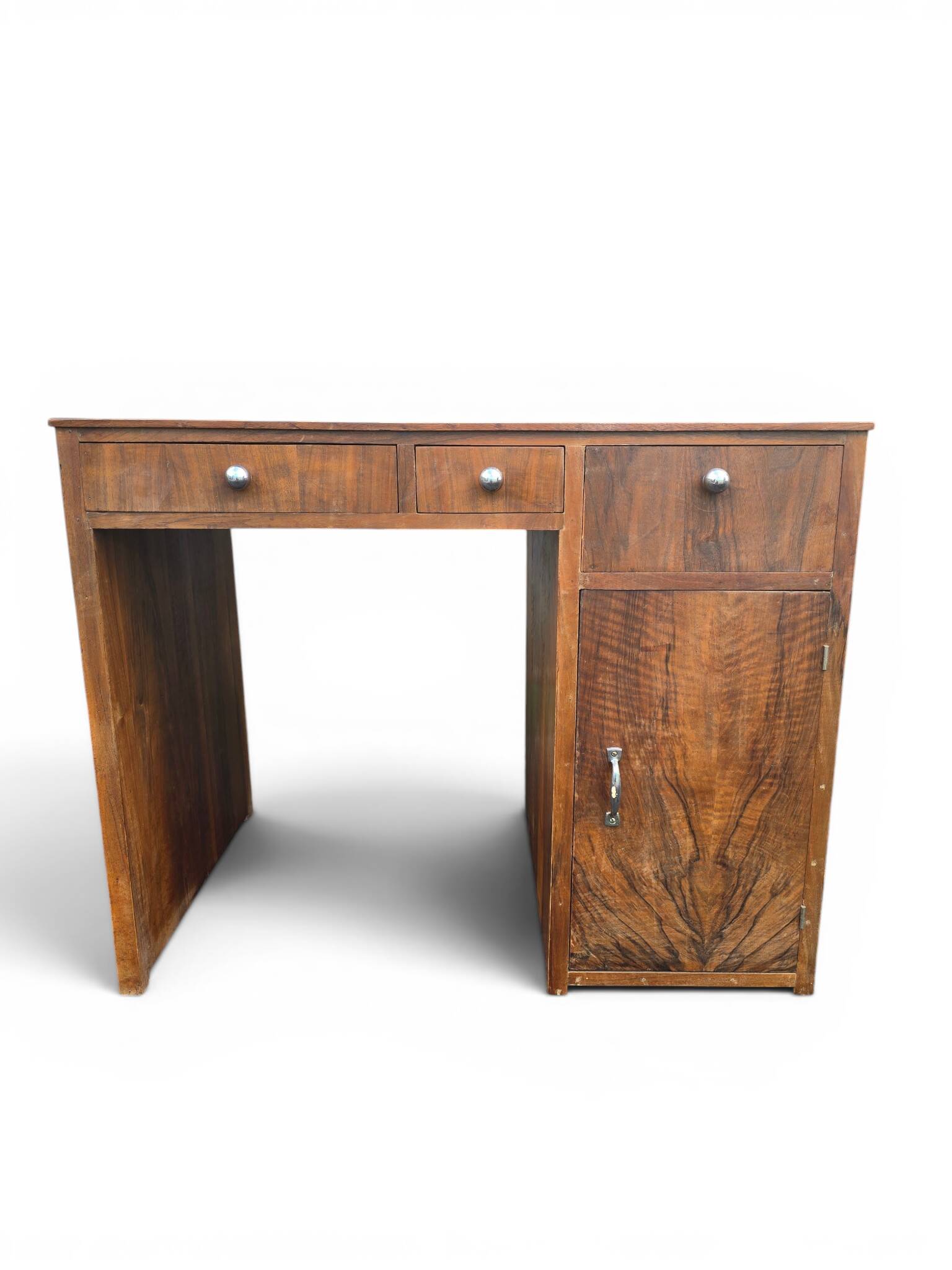 Art Deco desk in walnut veneer, 1930s-1940s.