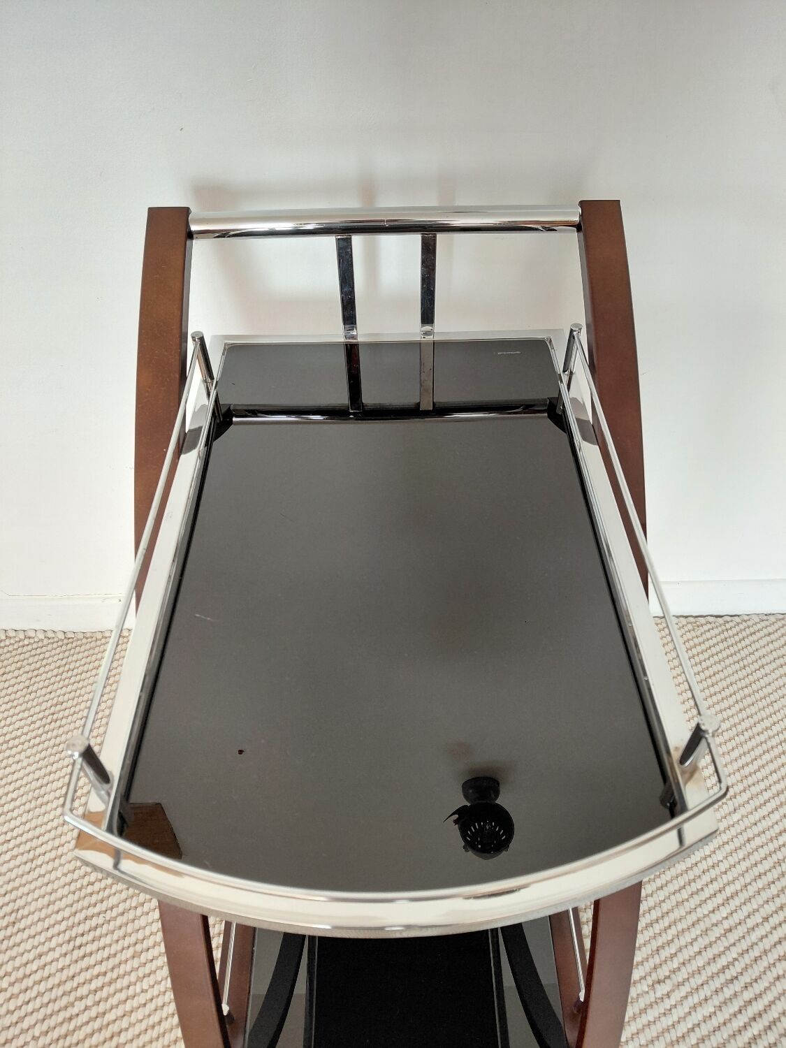 "Z-Shape" vintage 70s dessert table, Italian design: a real favourite.
