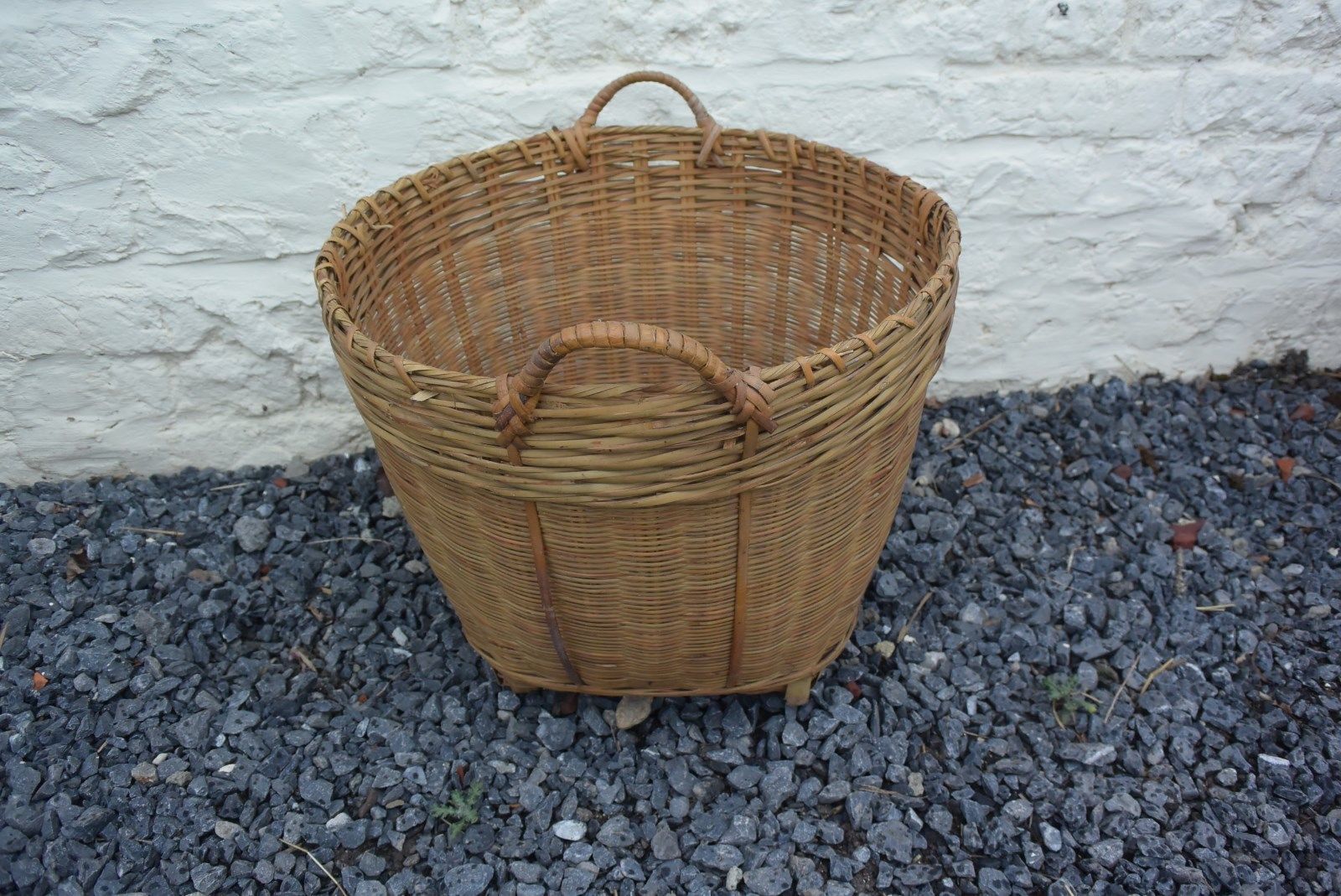 Authentic trunk or trash rattan