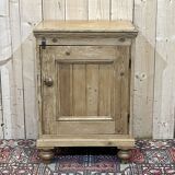 English jam maker furniture of the nineteenth century in fir