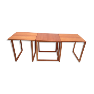Tables gigognes en teck