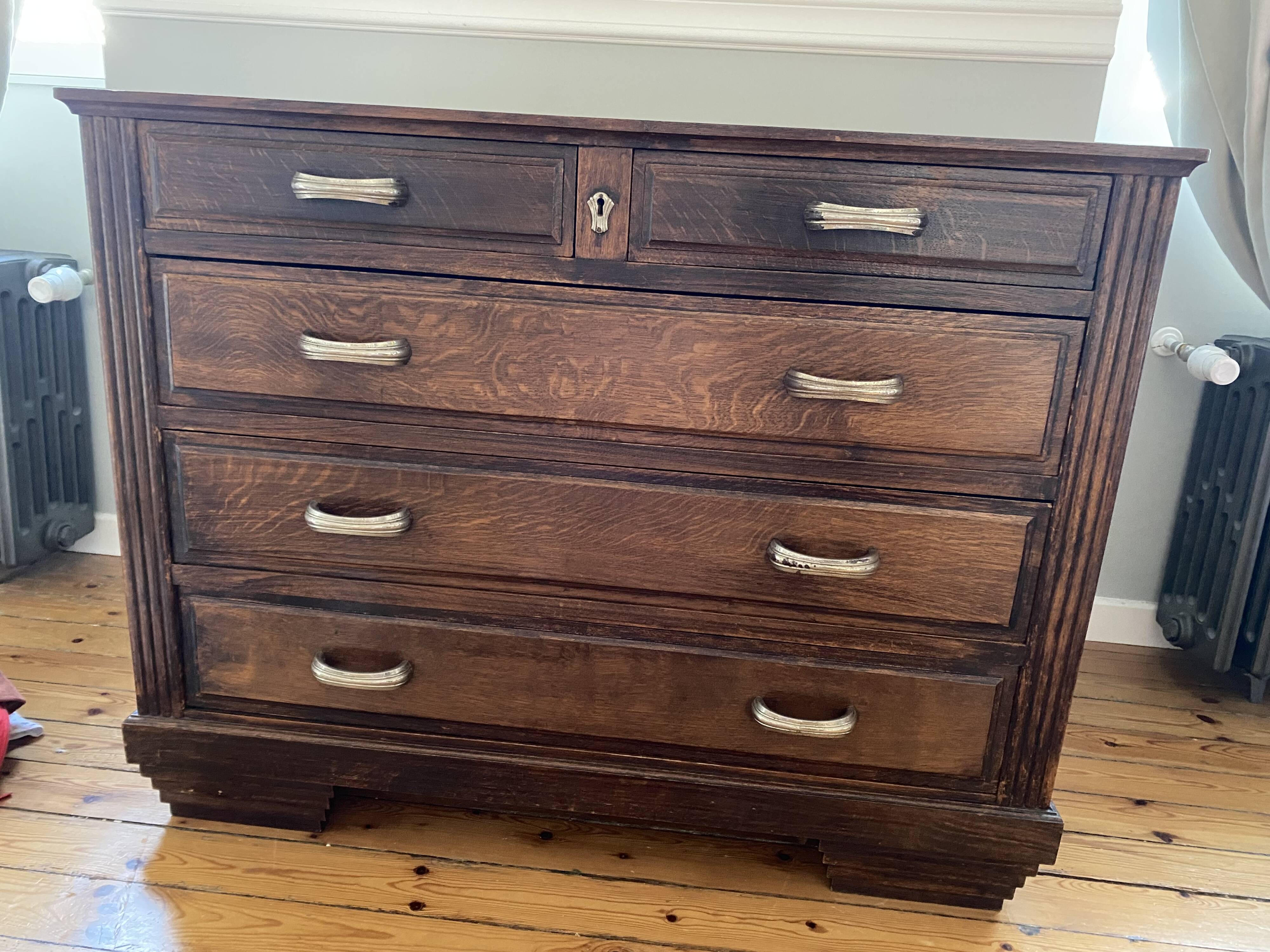 Wooden chest of drawers from the early 20th century