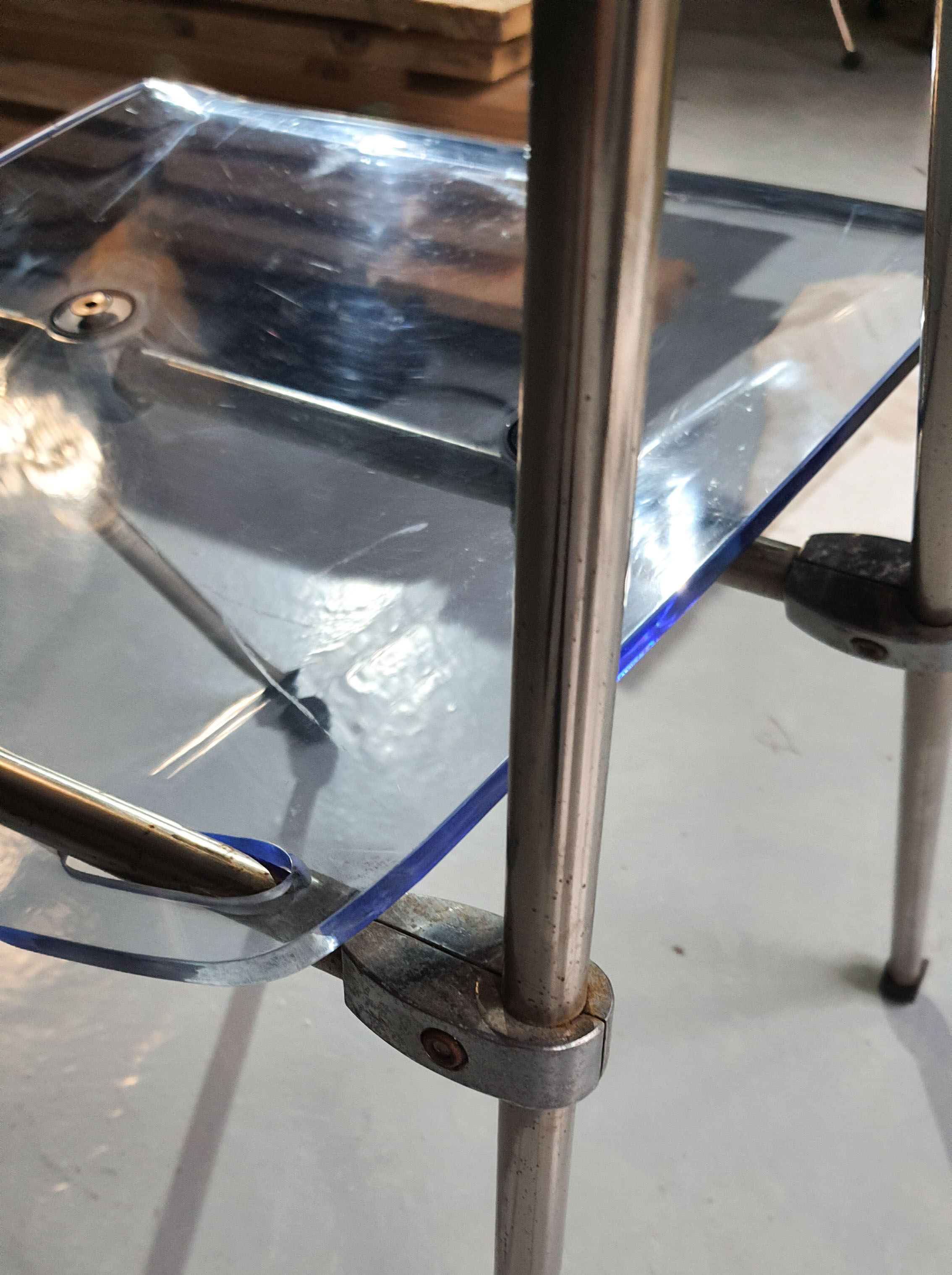 Modern folding chair in plexiglass Giancarlo Piretti - EDA Concept