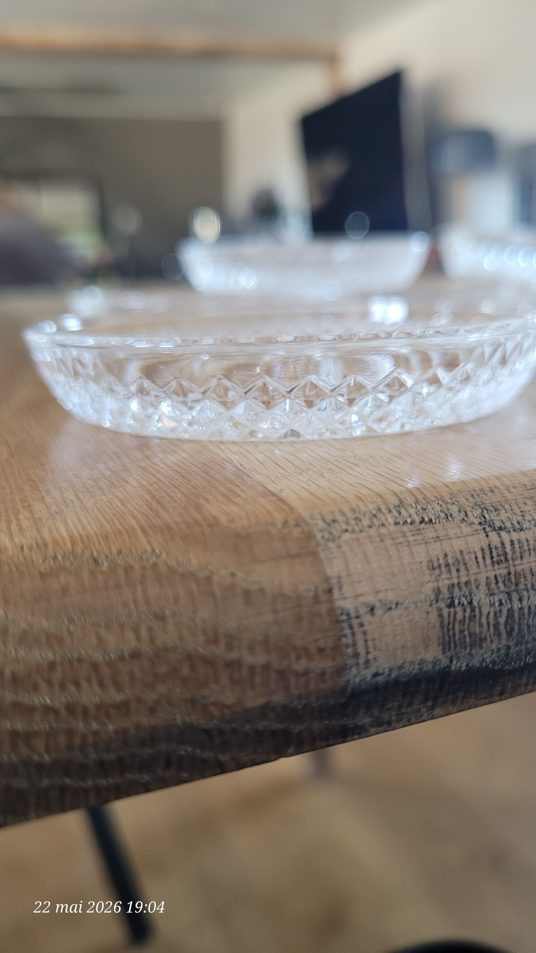 5 transparent glass coasters