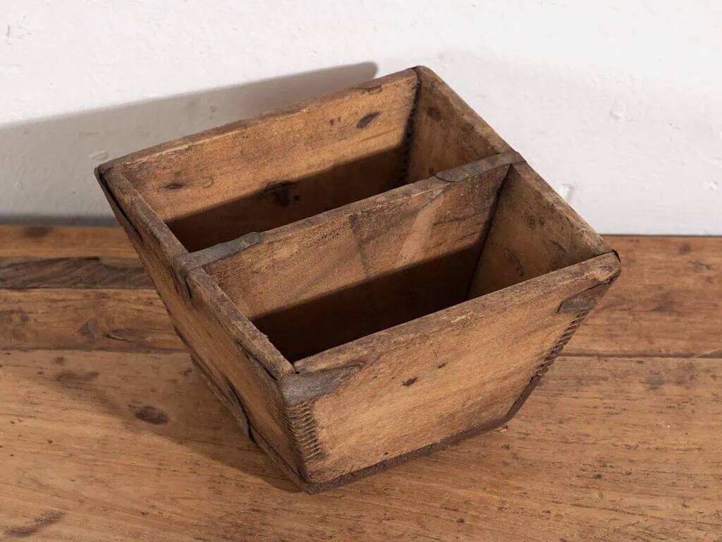 Ancient primitive bowl (c.1920) #14
