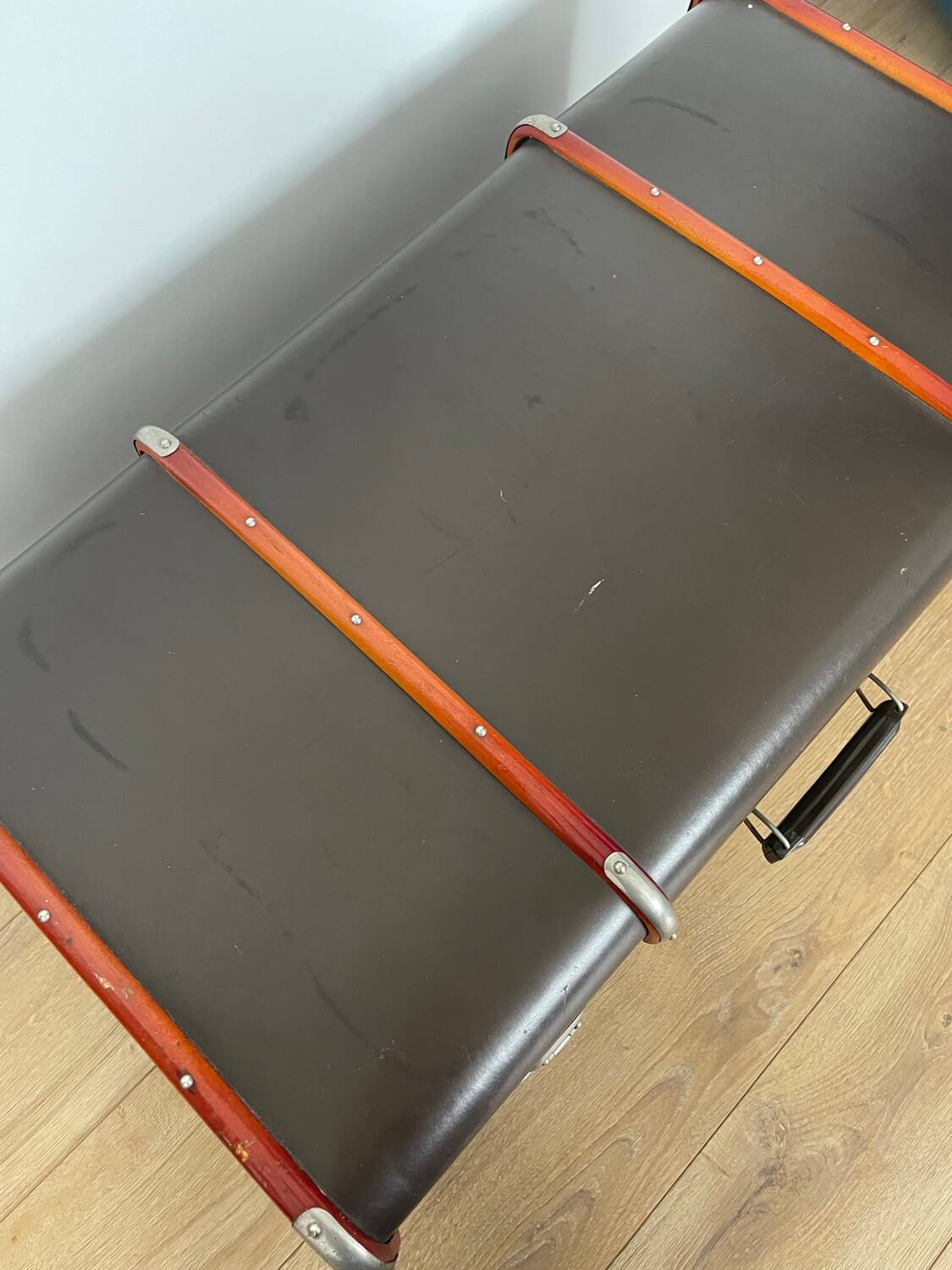 Old storage trunk / suitcase