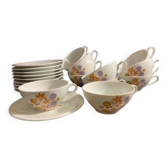 Cups and saucers