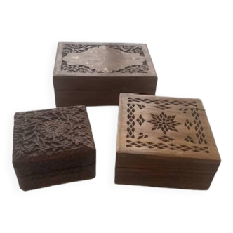 Set of 3 chiseled wooden boxes, carved with flower or geometric motifs
