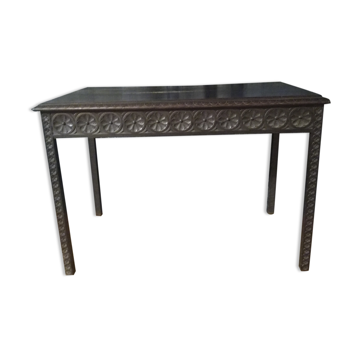 Ethnic table